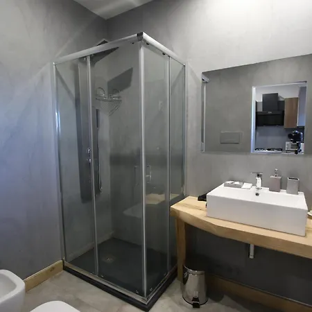 Monolocale Belvedere B&B 산테오도로